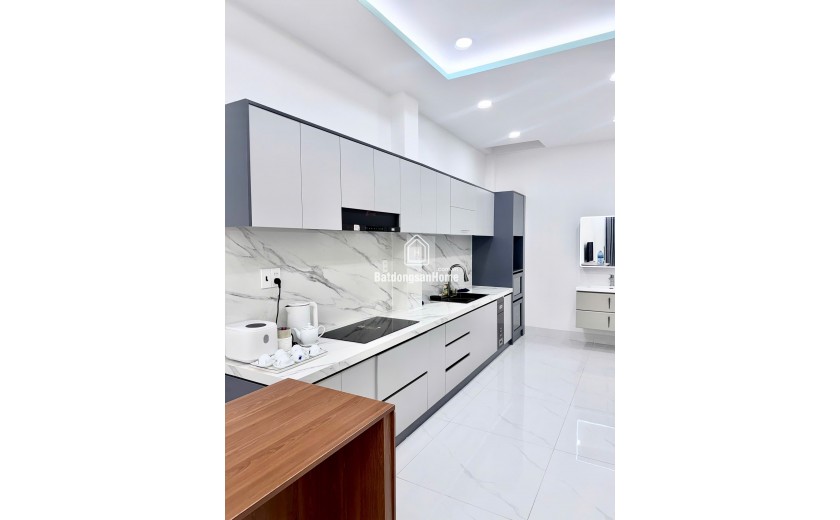 Bán Nhà Trần Thị Tính – 3 Tầng – 4PN – Ô Tô 4m – Gần Biển